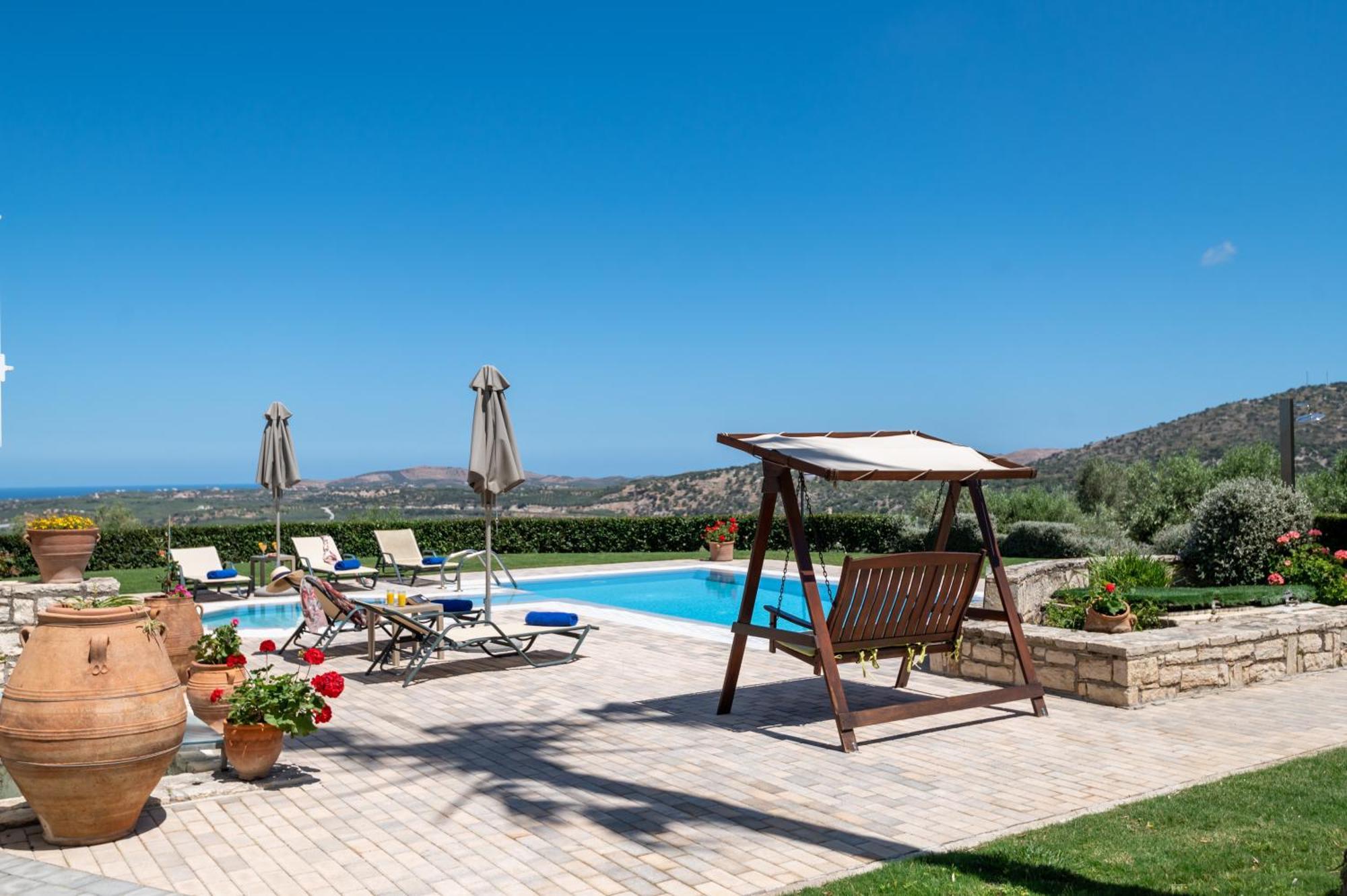 Villa Elisabeth Perama  외부 사진